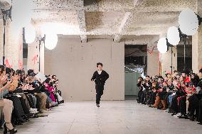 PFW - Kimkehim Runway