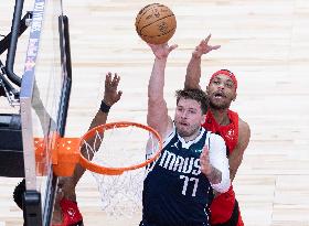 (SP)CANADA-TORONTO-BASKETBALL-NBA-RAPTORS VS MAVERICKS