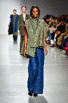 PFW - Mossi Runway