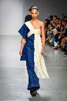 PFW - Mossi Runway