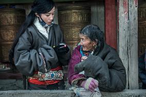 Life of the Tibetans in Zhagana