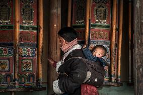 The pilgrims of Labuleng in China