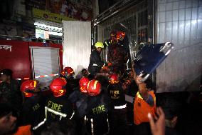 At Least 43 Dead In Building Blaze - Dhaka