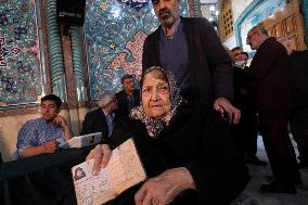 Iran, Parliamentary And Assembly Of Experts Elections In Tehran