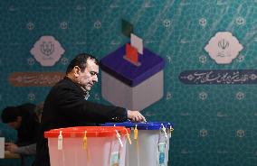 IRAN-TEHRAN-ELECTIONS-VOTING-START