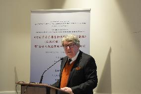 FRANCE-PARIS-BOOK-FRENCH-CHINESE VERSION-LAUNCH