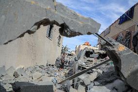 MIDEAST-GAZA-RAFAH-ISRAEL-AIRSTRIKE-AFTERMATH
