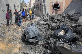 MIDEAST-GAZA-RAFAH-ISRAEL-AIRSTRIKE-AFTERMATH