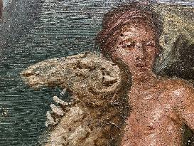 Archaeologists Find Pompeii Fresco Depicting Greek Mythological Siblings - Italy