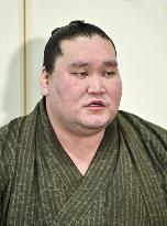 Sumo: Terunofuji ahead of spring tournament