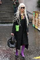 PFW - Vivienne Westwood Womenswear Fall/Winter 2024-2025 - Arrivals NB