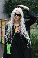 PFW - Vivienne Westwood Womenswear Fall/Winter 2024-2025 - Arrivals NB