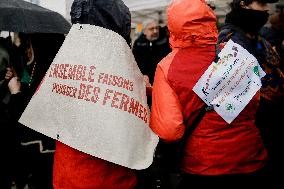 Confederation Paysanne Union Demonstrate - Paris