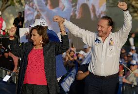 Xóchitl Gálvez, Candidate For The Presidency Of Mexico For The Coalition "Fuerza Y Corazón Por México" (Strength And Heart For M