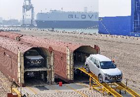 Vehicle Expor From Yantai Port