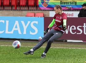 West Ham United v Manchester United - Barclays Women's Super League