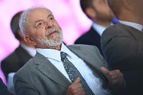 President Of Brazil, Luiz Inácio Lula Da Silva Regulate The Work Of People Transportation By Apps (UBER).