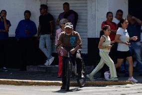 FGR Carries Out Anti-explosive Protocol After Direct Action By Normal School Students In Mexico