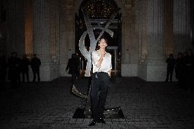 PFW Yves Saint Laurent Photocall