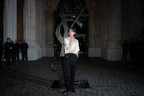 PFW Yves Saint Laurent Photocall