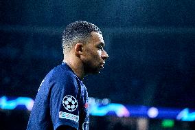 Champions League - Real Sociedad v PSG