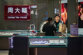 Citizens Buy Items at A Gold Jewelry Store in Chongqing