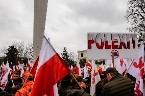 Polish Farmers Demonstrate In Warsaw