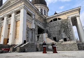 PM of Greece and President of Ukraine hold joint briefing in Odesa