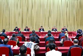 (TWO SESSIONS) CHINA-BEIJING-WANG HUNING-CPPCC-JOINT GROUP MEETING (CN)