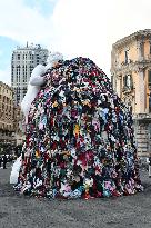 Naples Gets New Venus Of The Rags Artwork - Italy