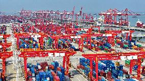 China Goods Trade Import and Export Value Total Growth in 2024