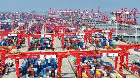 China Goods Trade Import and Export Value Total Growth in 2024