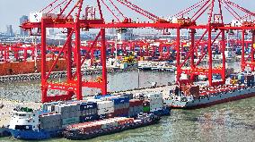 China Goods Trade Import and Export Value Total Growth in 2024