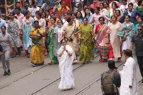 Mamata Banerjee Leads 'Women's Rights' Rally