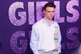 Girls5eva Premiere - NYC