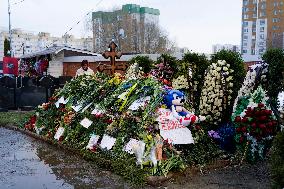Alexei Navalny grave - Moscow