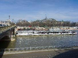 Illustration Quays Of The Seine - Paris