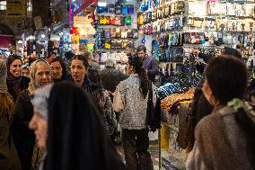 Women Shop In Tehran - Iran