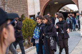 Women Shop In Tehran - Iran