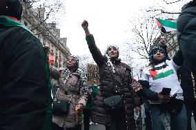 Demonstration In Support Of The Palestinian People - Paris
