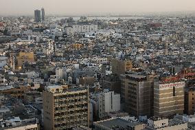 Bahrain Daily Life And Economy