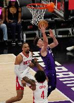 (SP)U.S.-SACRAMENTO-BASKETBALL-NBA-ROCKETS VS KINGS