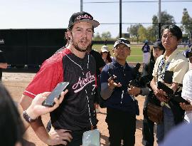 Baseball: Trevor Bauer pitches against minor leaguers