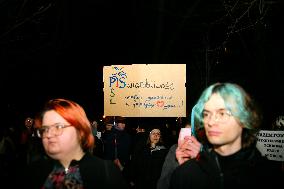 'We've Enough!' Protest In Krakow