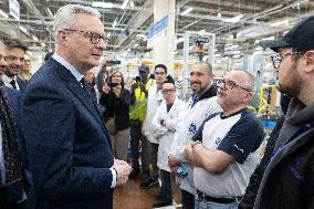 Bruno Le Maire visits GE HealthCare - Buc