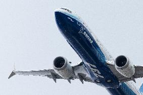 Boeing Threatened By Criminal Investigation
