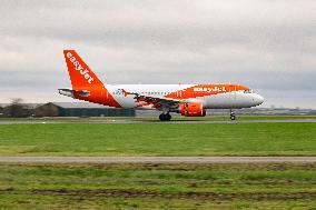 Easy Jet Airbus A319