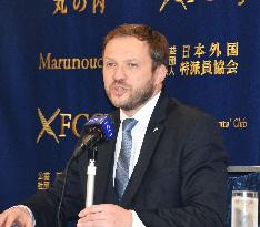 Estonian Foreign Minister Tsahkna in Tokyo