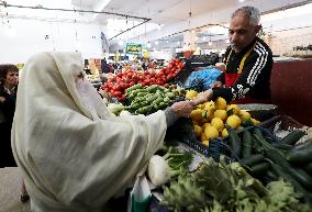 A Vegetable And Fruit Market (Ramadan 2024 In Algeria)