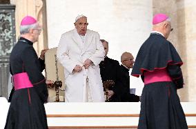 Pope Francis Leads The  General Audience - Vatican